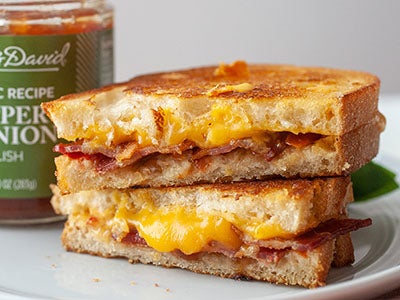 Bacon Cheddar Grilled Cheese Recipe